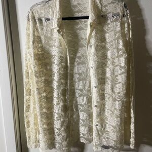 Lace shirt Medium